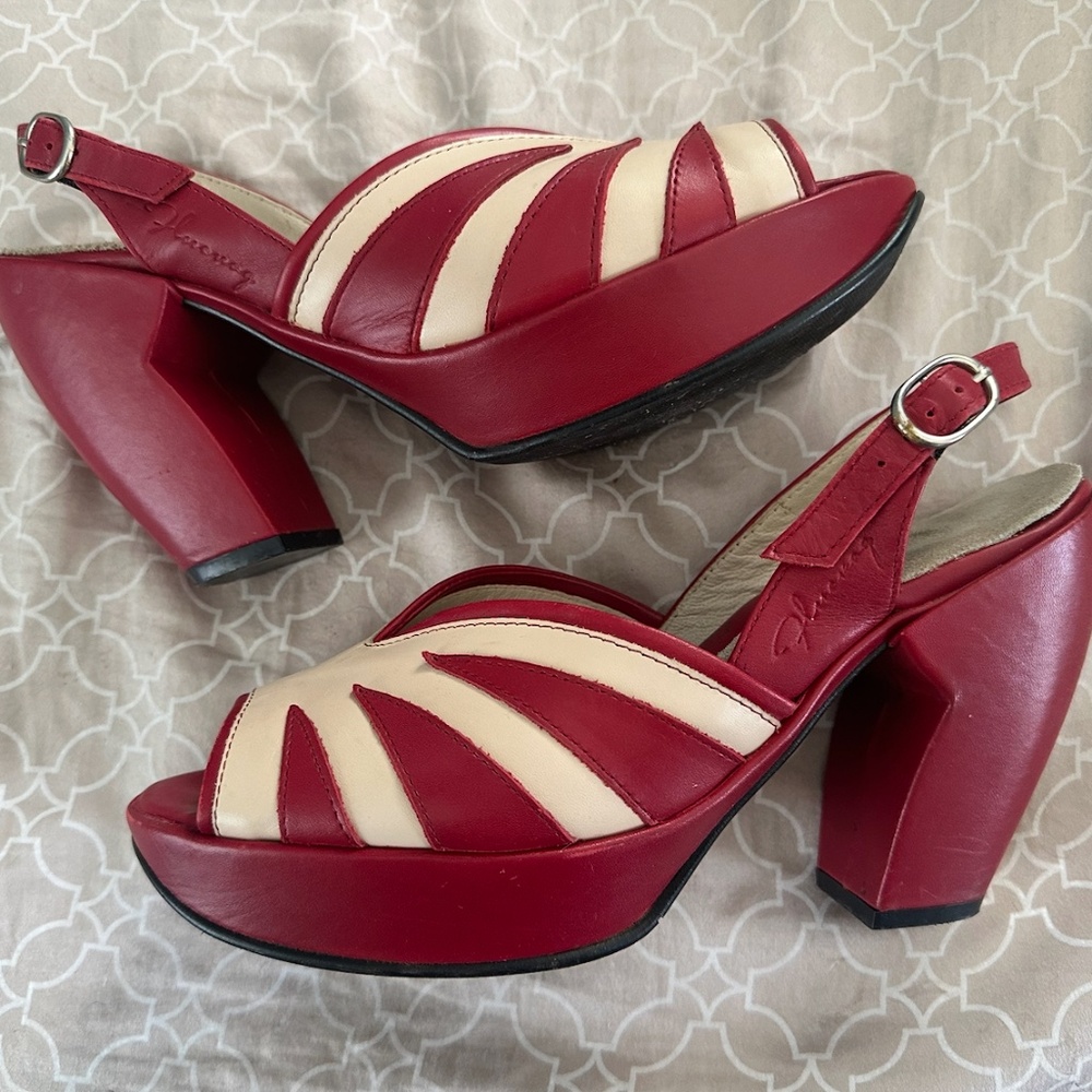 Fluevog Lip Service peep toe pumps